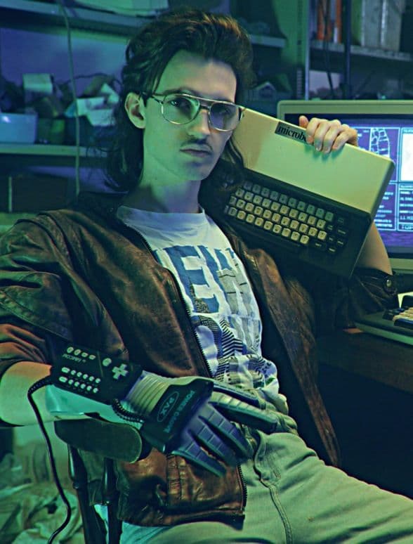 Hackerman (Kung Fury) - známe online marketing zevnitř